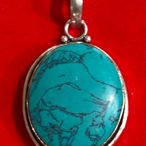 Exquisite Natural Handmade Large Turquoise Gemstone Pendant Men/Women. - Picture 5 of 5